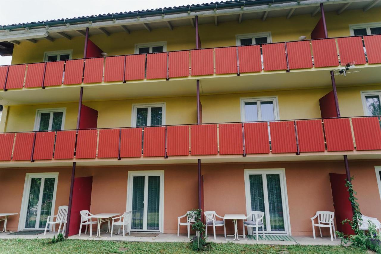 Gaestehaus Frank Hotel Velden am Woerthersee Exterior photo