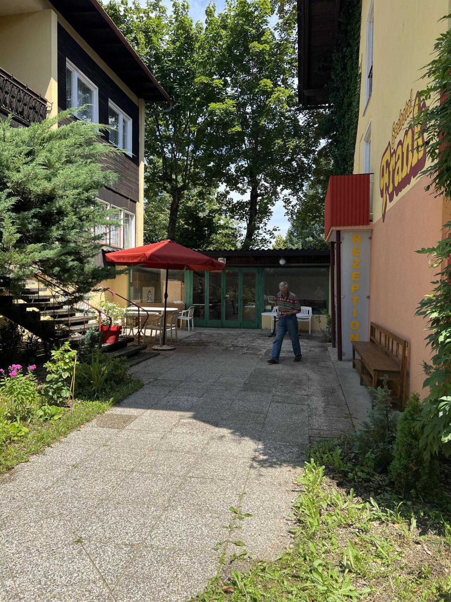 Gaestehaus Frank Hotel Velden am Woerthersee Exterior photo
